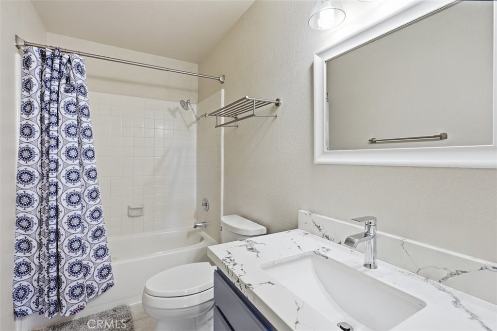 25972 Hinckley Property Photo 27