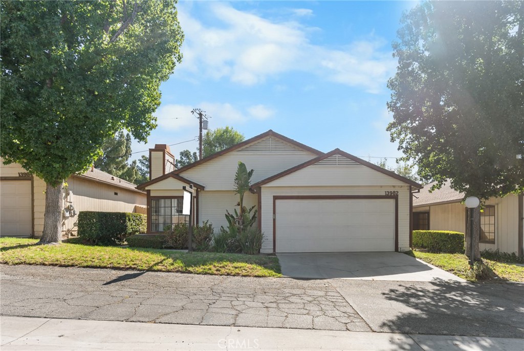 13982 Olive Grove Lane Property Photo