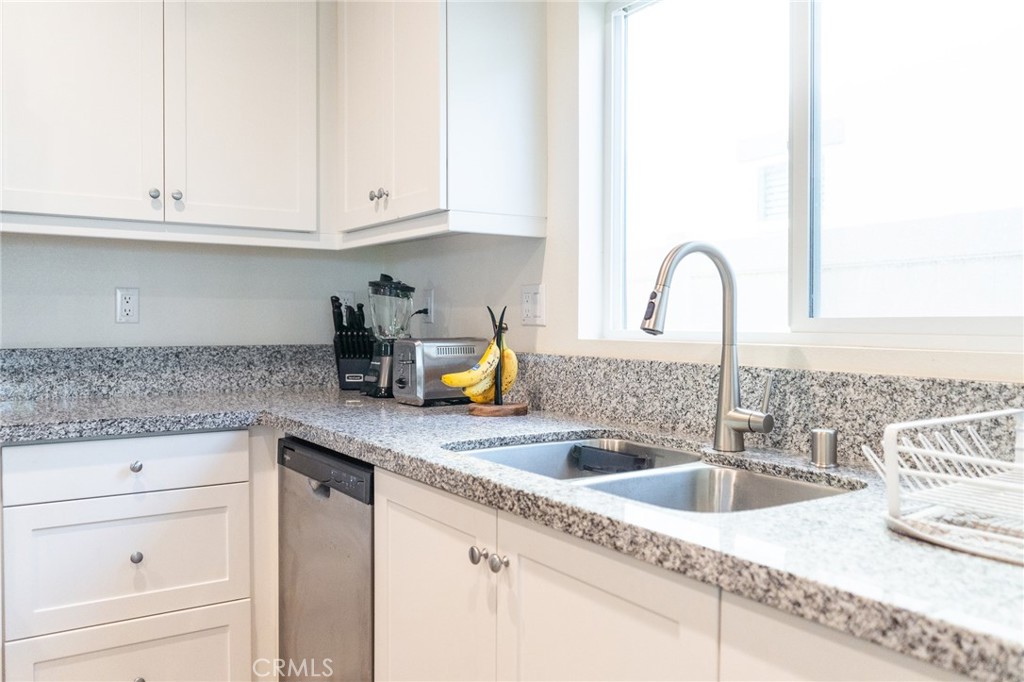 35373 Price Property Photo 17