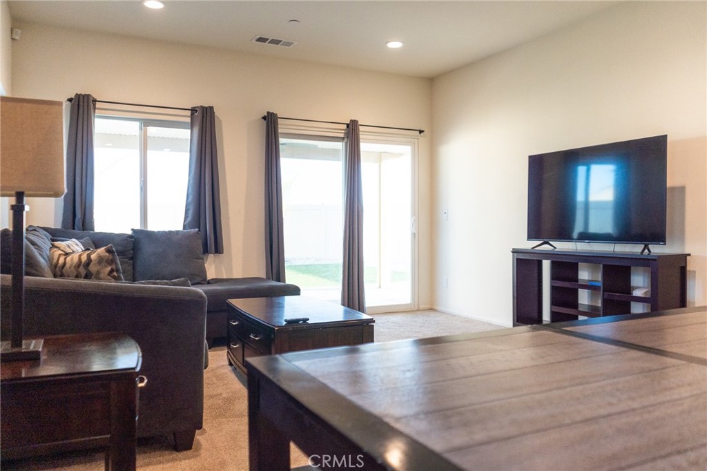 35373 Price Property Photo 26