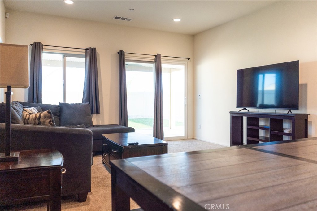 35373 Price Property Photo 26