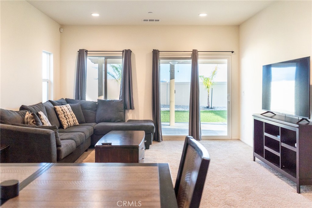 35373 Price Property Photo 28