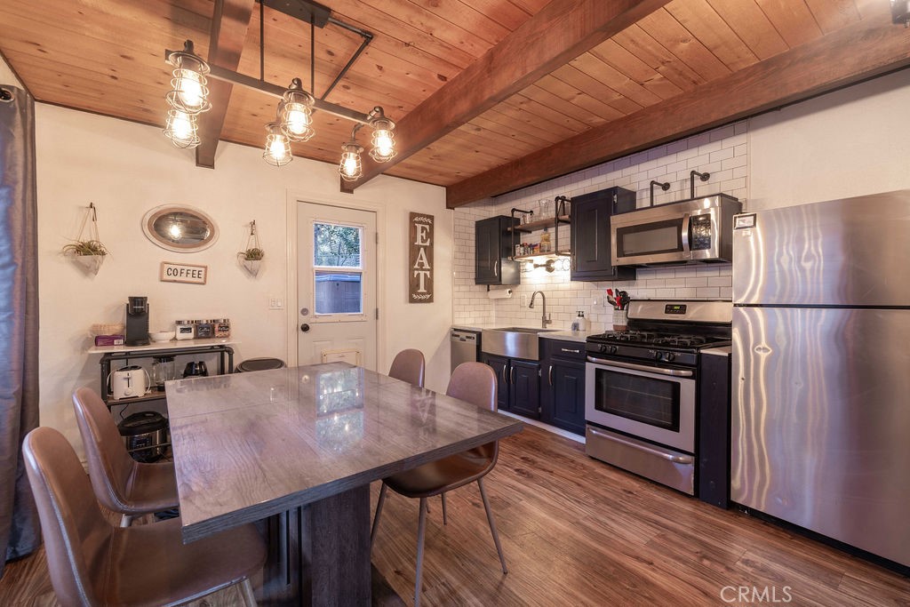 40173 Esterly Lane Property Photo 8