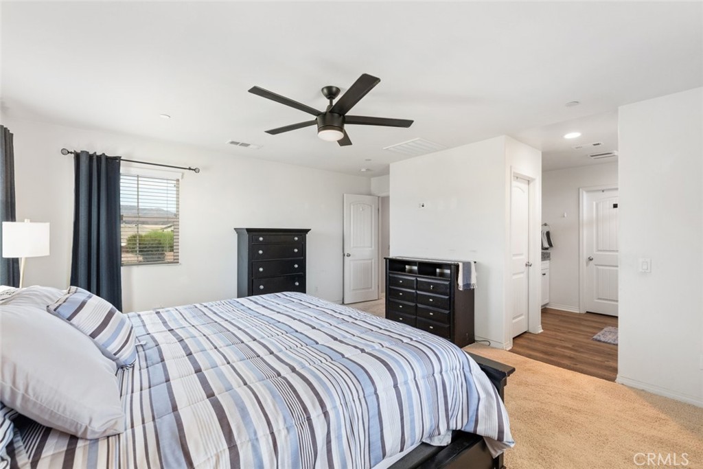 29342 Sword Fern Property Photo 29