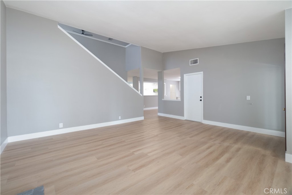 4245 River Ridge Property Photo 7
