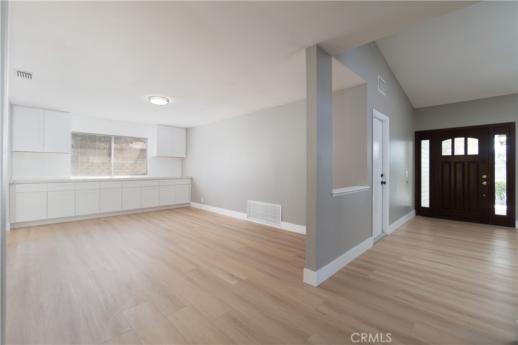 4245 River Ridge Property Photo 10