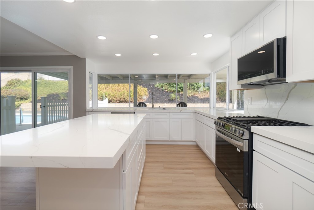4245 River Ridge Property Photo 15