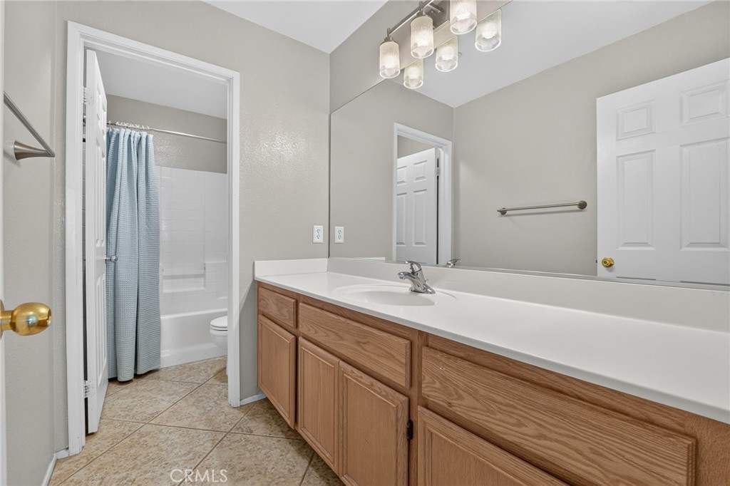 7904 San Benito Street Property Photo 34