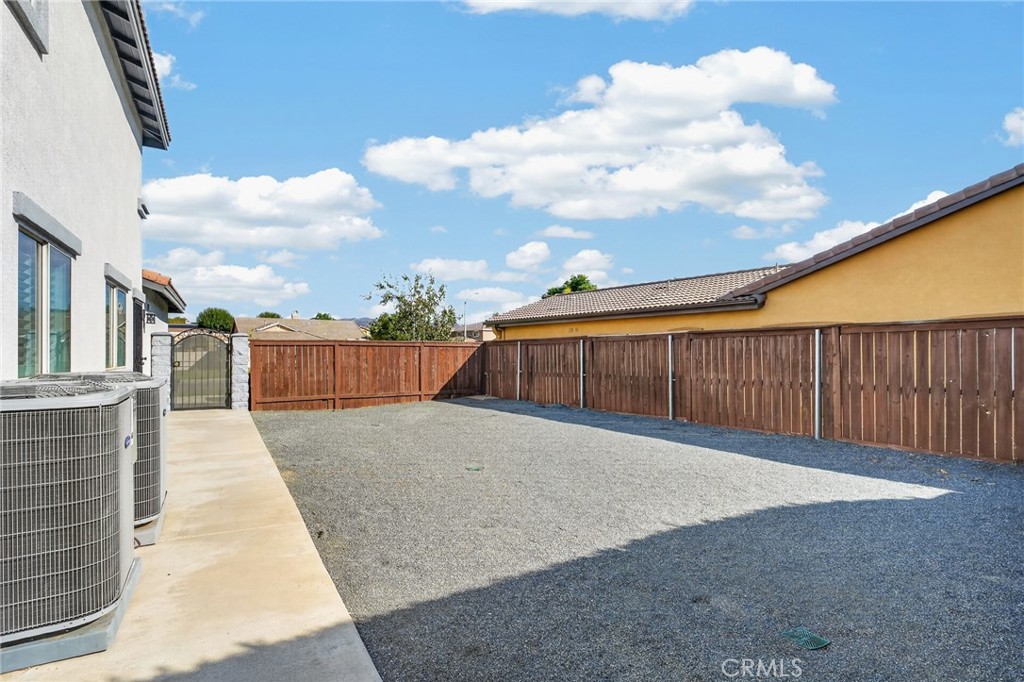 7904 San Benito Street Property Photo 65
