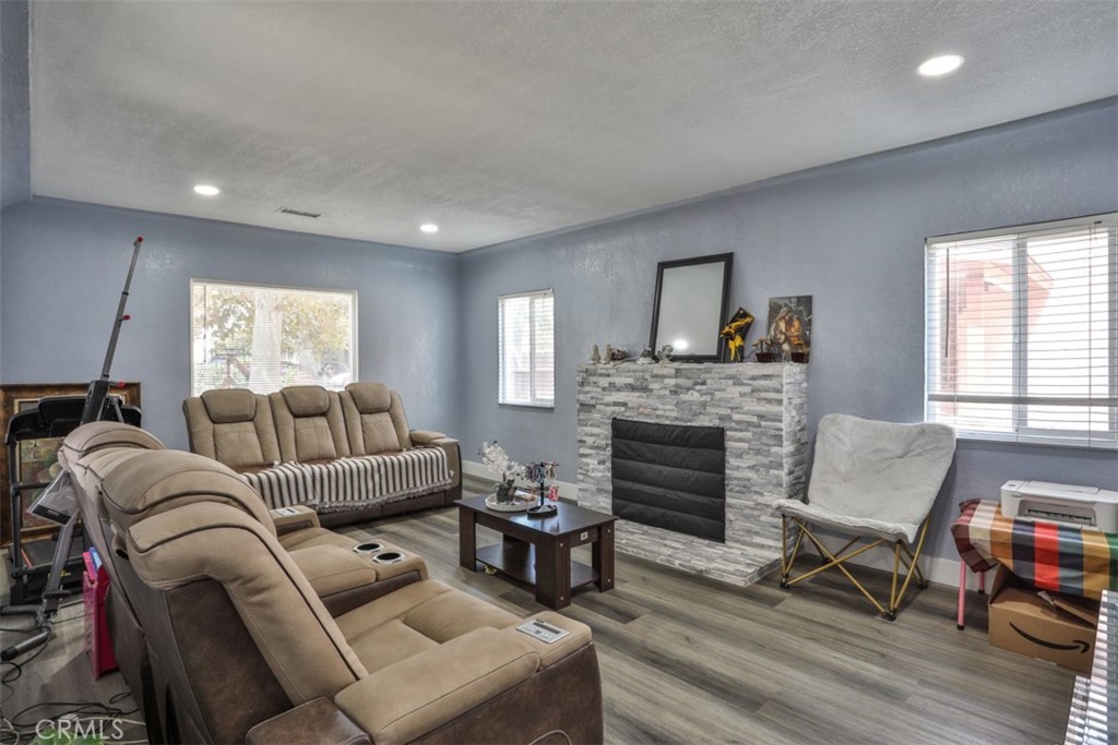 2429 Serrano Road Property Photo 5