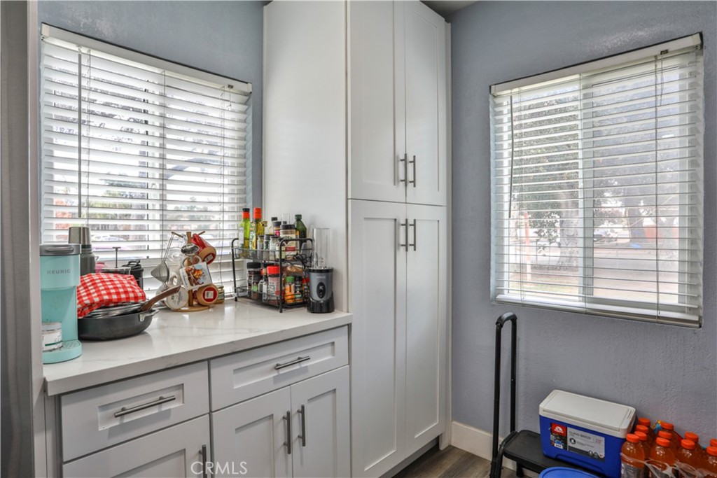 2429 Serrano Road Property Photo 13
