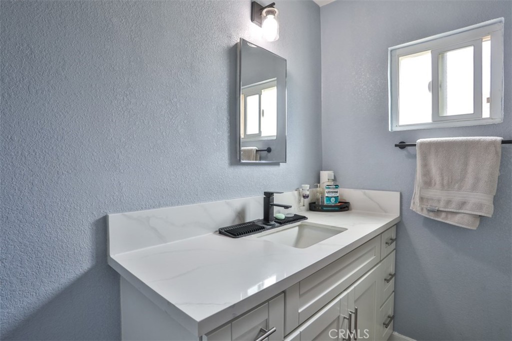 2429 Serrano Road Property Photo 18