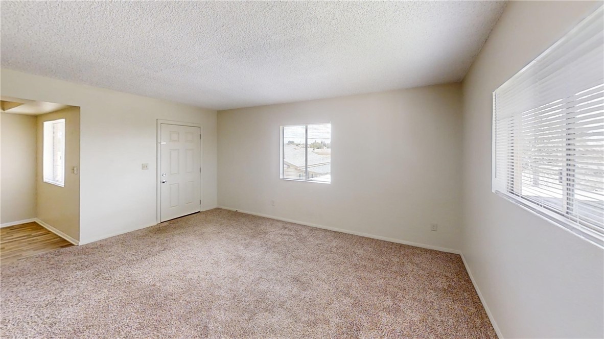 13383 3rd Street 3 Property Photo 3