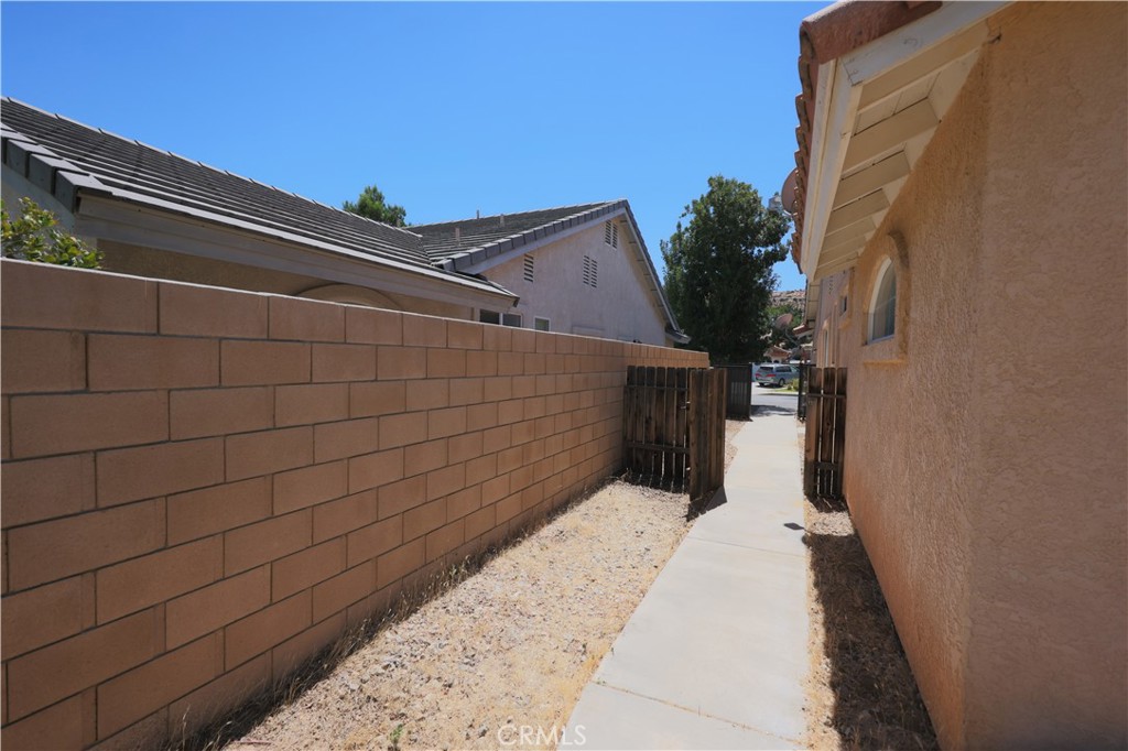 4125 Portola Dr. Property Photo 33