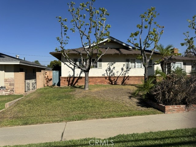 1517 S Main Street Property Photo 3