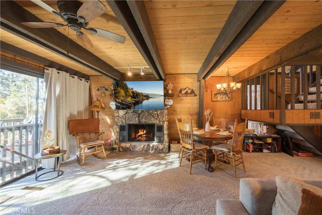 764 Panamint Mountain Property Photo 7