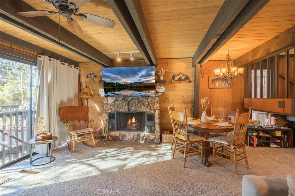 764 Panamint Mountain Property Photo 12