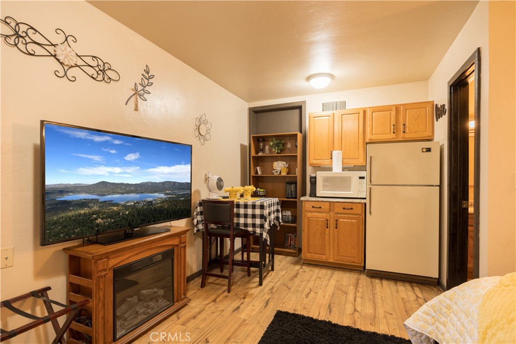 764 Panamint Mountain Property Photo 34