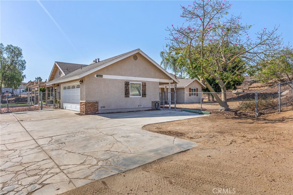 8015 Gopher Gulch Road Property Photo 3