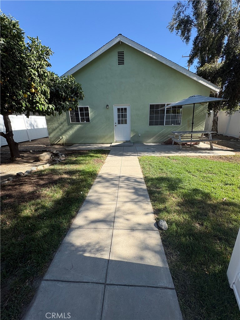 810 Campus 2 Property Photo 1