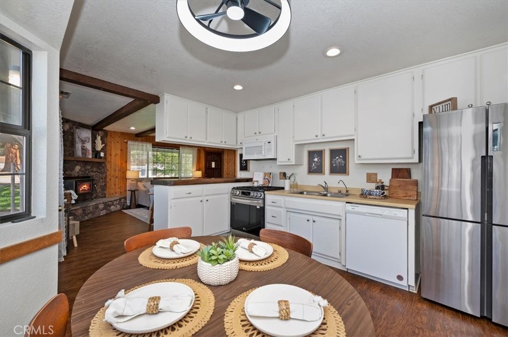 1345 E Country Club Property Photo 11