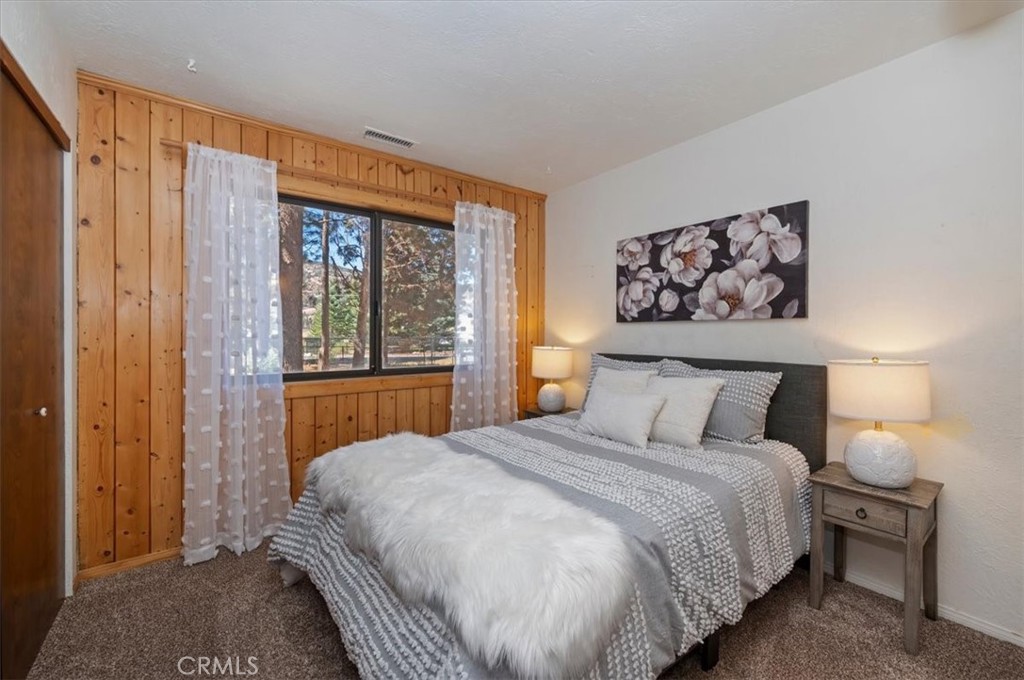1345 E Country Club Property Photo 18
