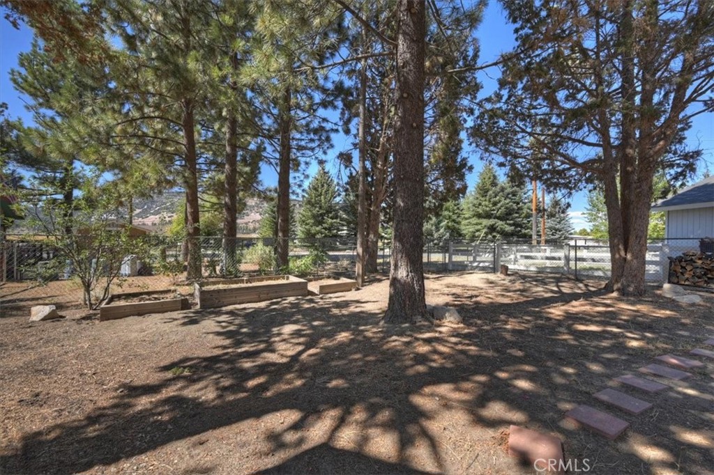 1345 E Country Club Property Photo 25