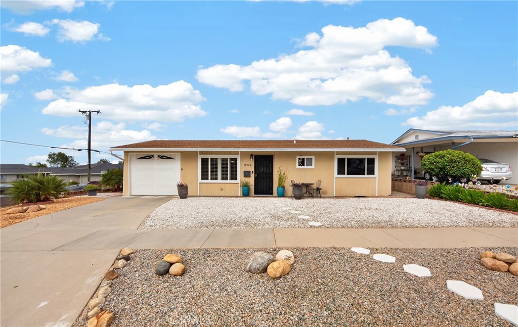 11944 4th Street Property Photo 2