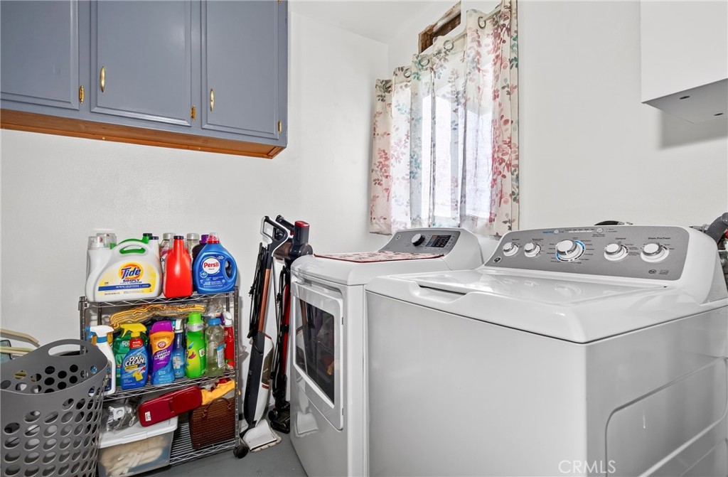 11944 4th Street Property Photo 16