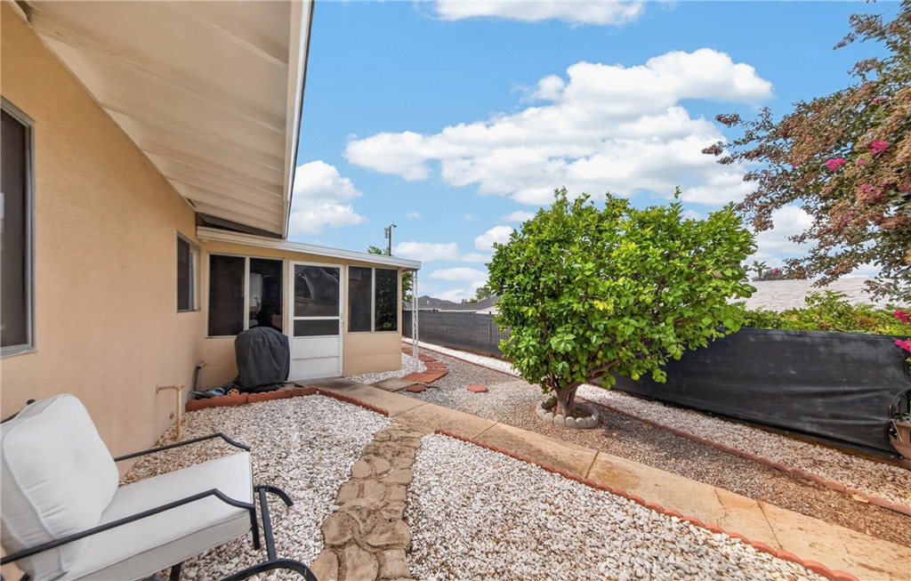 11944 4th Street Property Photo 18