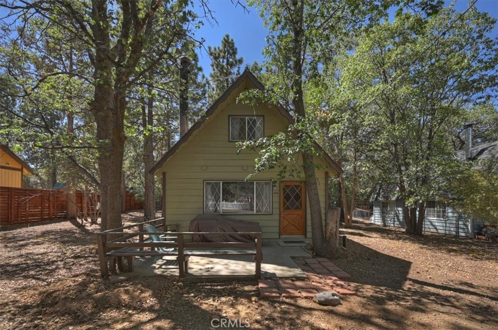 476 San Bernardino Property Photo 4