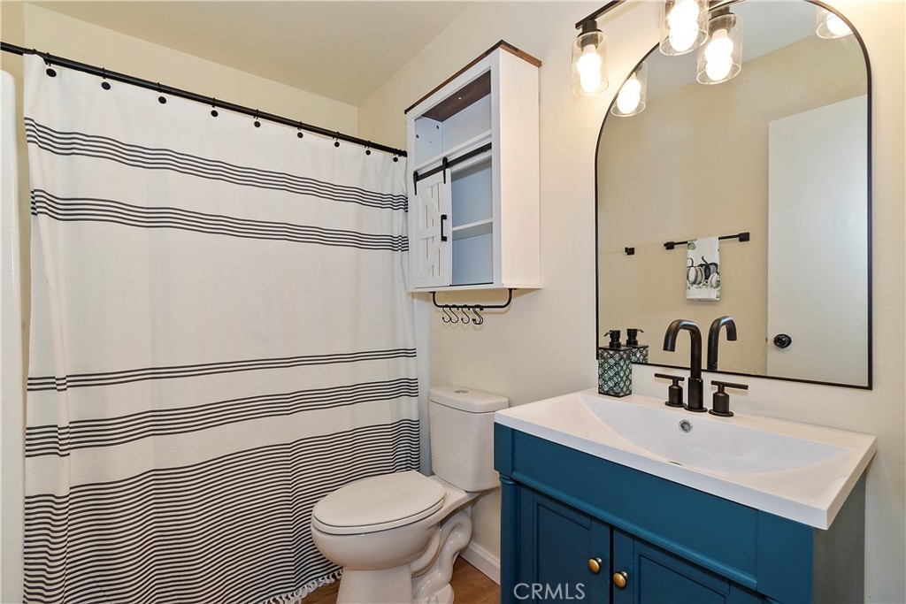 129 Zermat A Property Photo 12