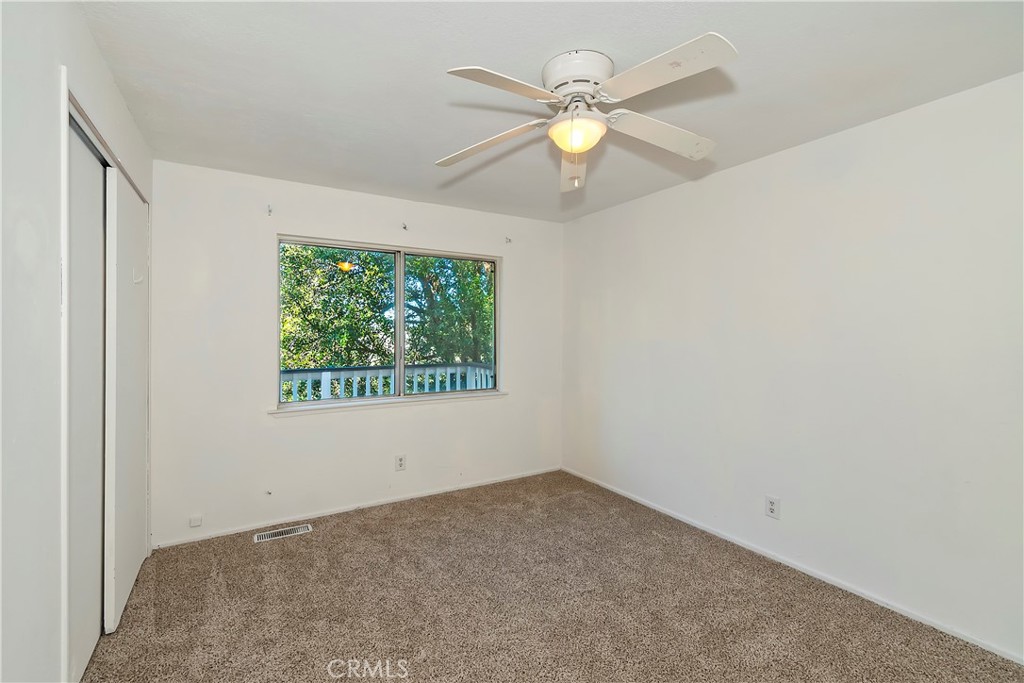 129 Zermat A Property Photo 13