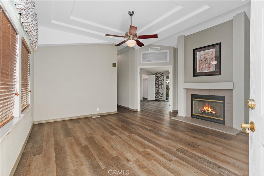 27250 232 Murrieta Property Photo 8
