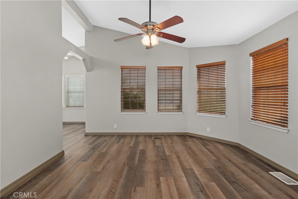 27250 232 Murrieta Property Photo 11