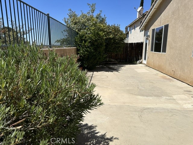 34563 Yale Property Photo 15