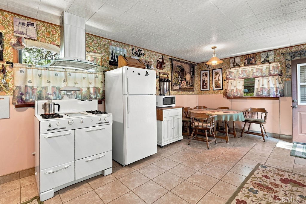 25086 Valle Property Photo 12