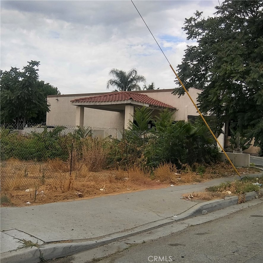 1263 W Baseline Street Property Photo 2