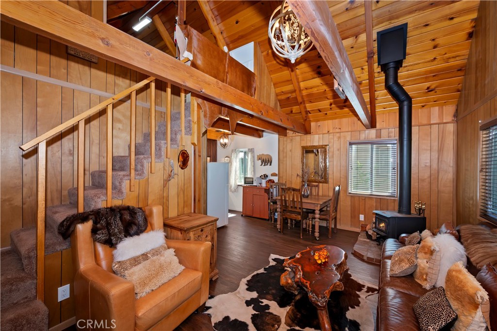 2428 Oak Drive Property Photo 6