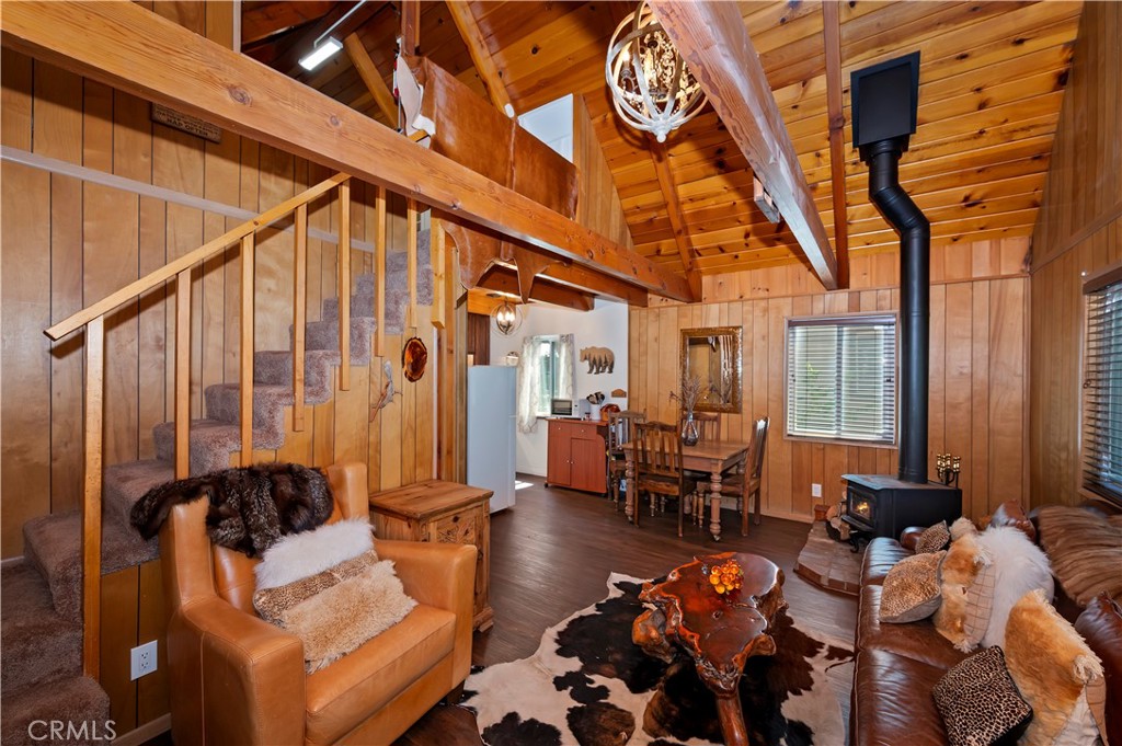 2428 Oak Drive Property Photo 6