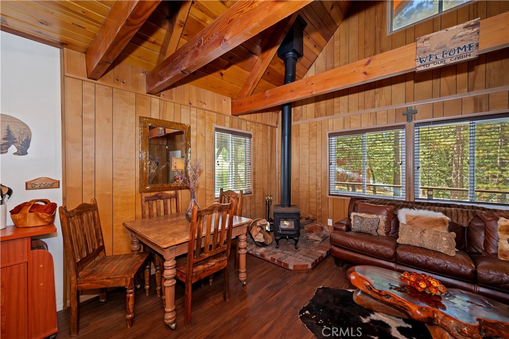 2428 Oak Drive Property Photo 7