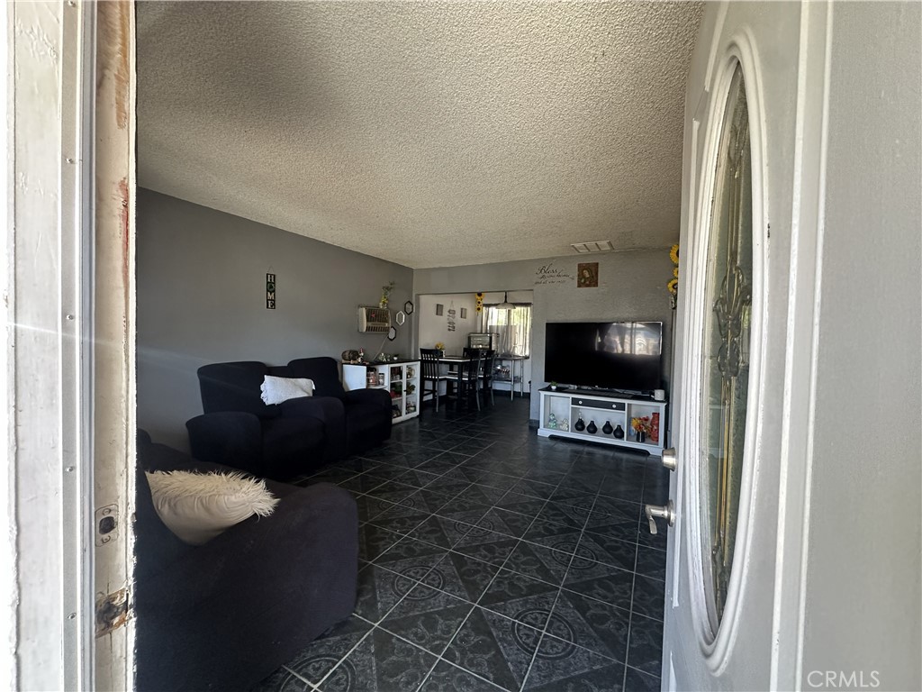 3945 San Benito Property Photo 4