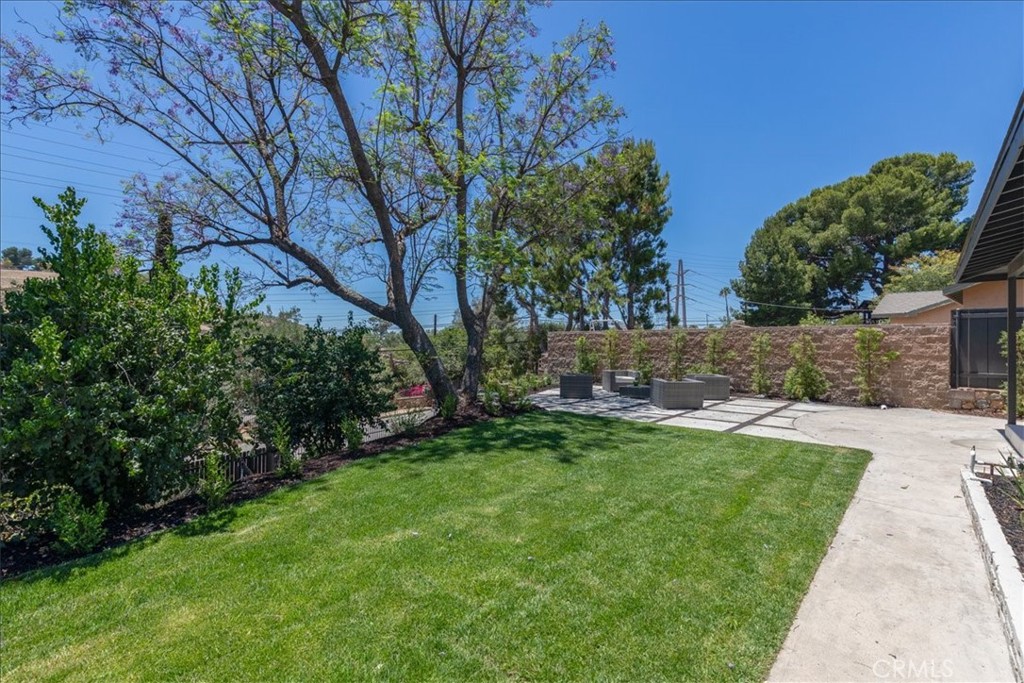 10553 Mcbroom Street Property Photo 3