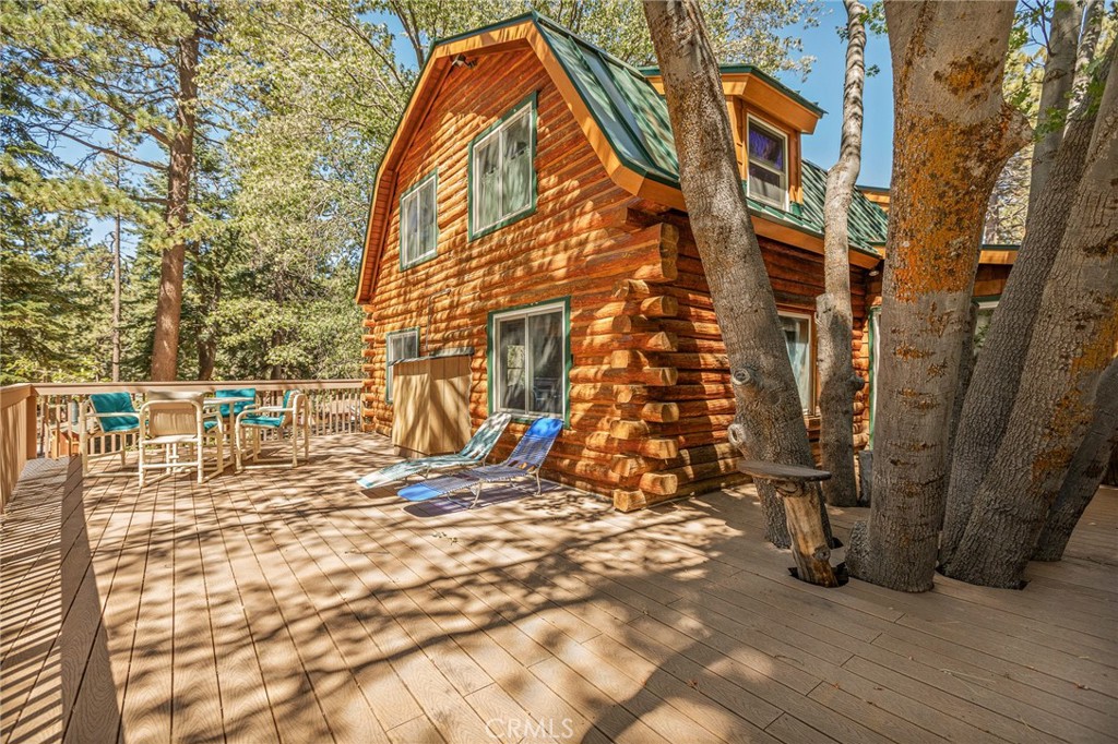 33421 Holcomb Creek Property Photo 4