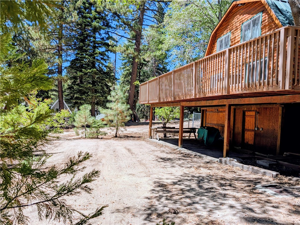 33421 Holcomb Creek Property Photo 8