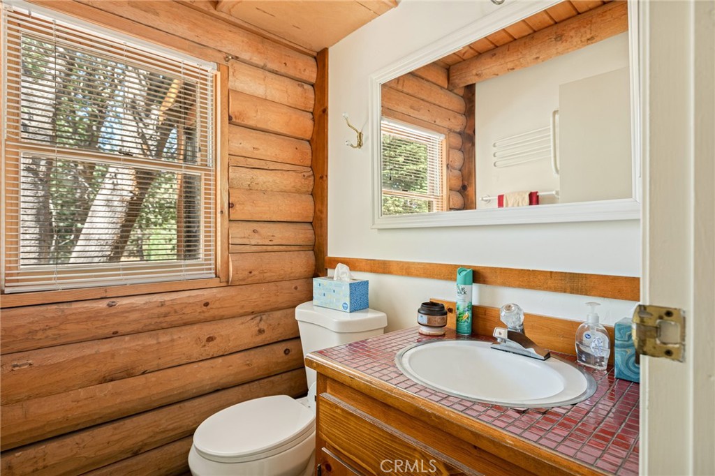 33421 Holcomb Creek Property Photo 17