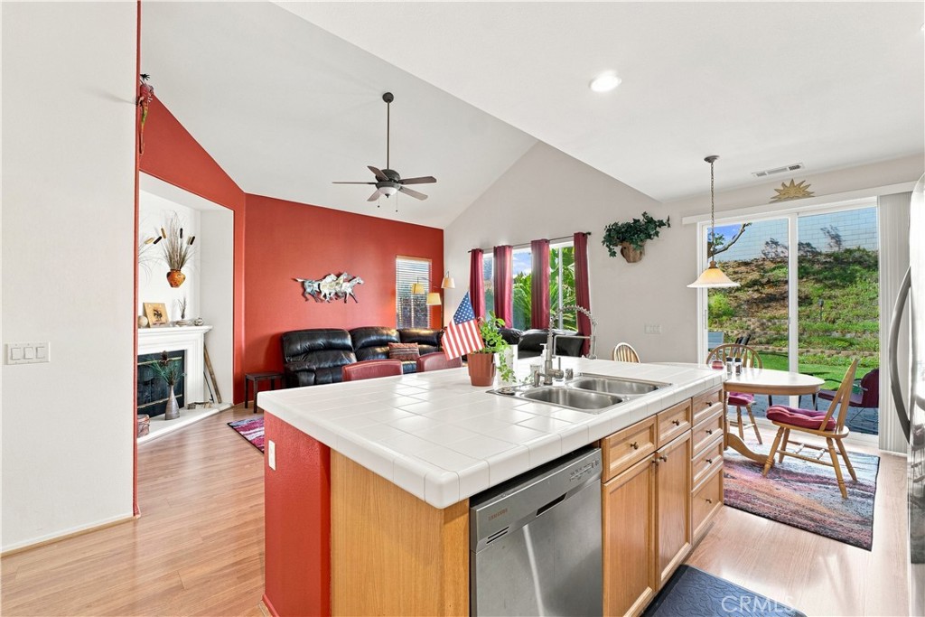 33516 Lansford Street Property Photo 11