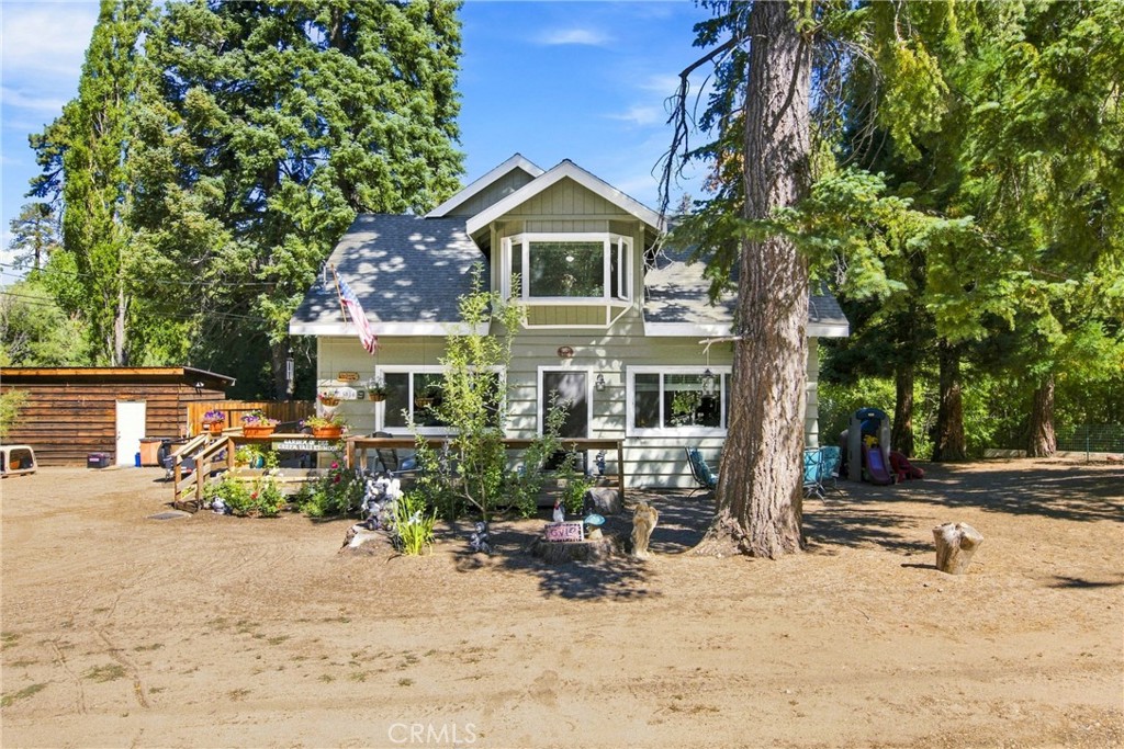 33910 Meadow Ln Property Photo 1