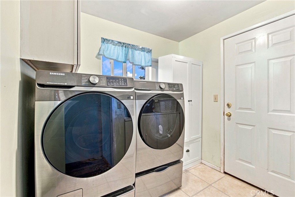 33910 Meadow Ln Property Photo 16