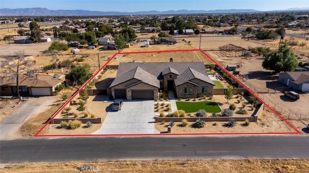 11 Cholame Property Photo 6